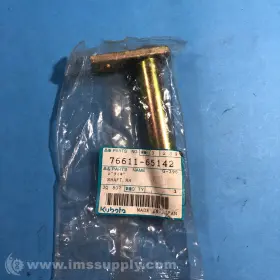 76611-65142 Kubota Shaft Fnob